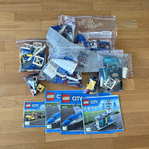 Lego city airport - lego, 60104